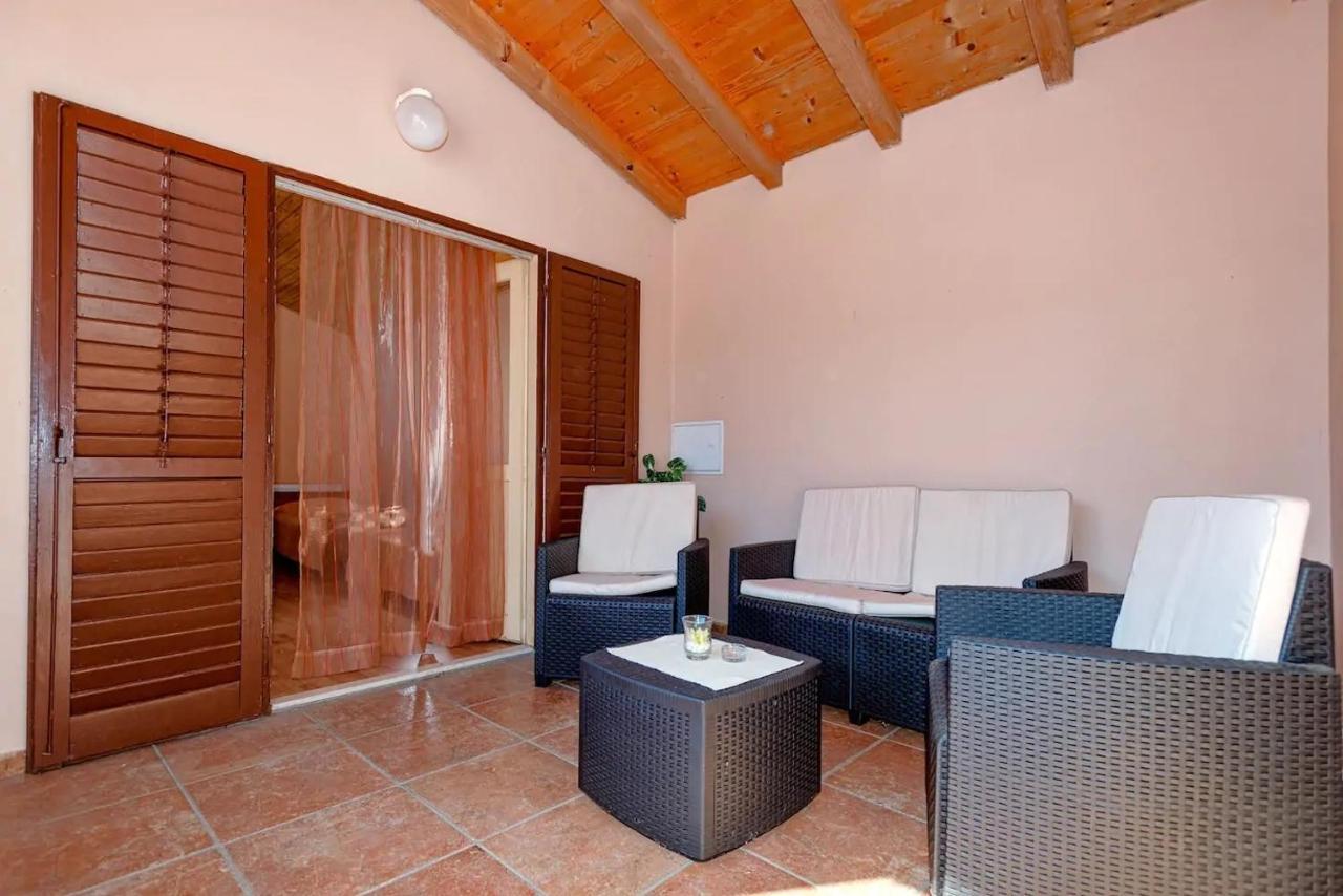 Holiday House With A Parking Space Svirce, Hvar - 17682 Vrbanj Exterior foto